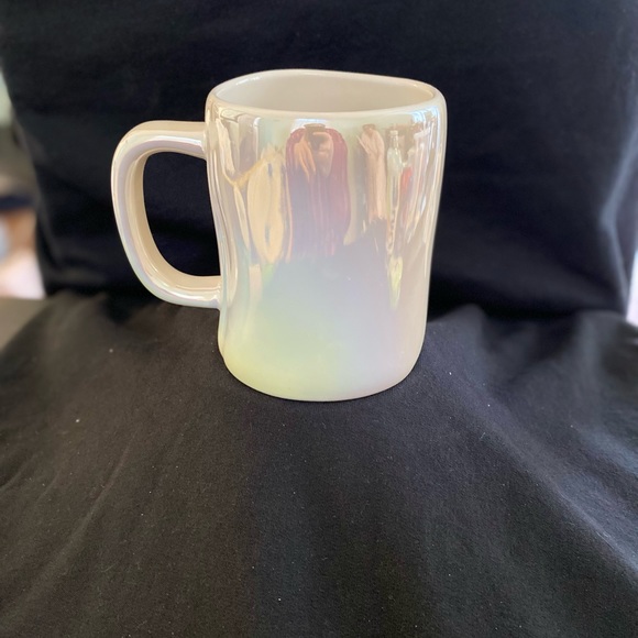 🆕Rae Dunn BUNNY KISSES Iridescent Ceramic Mug - Picture 4 of 7